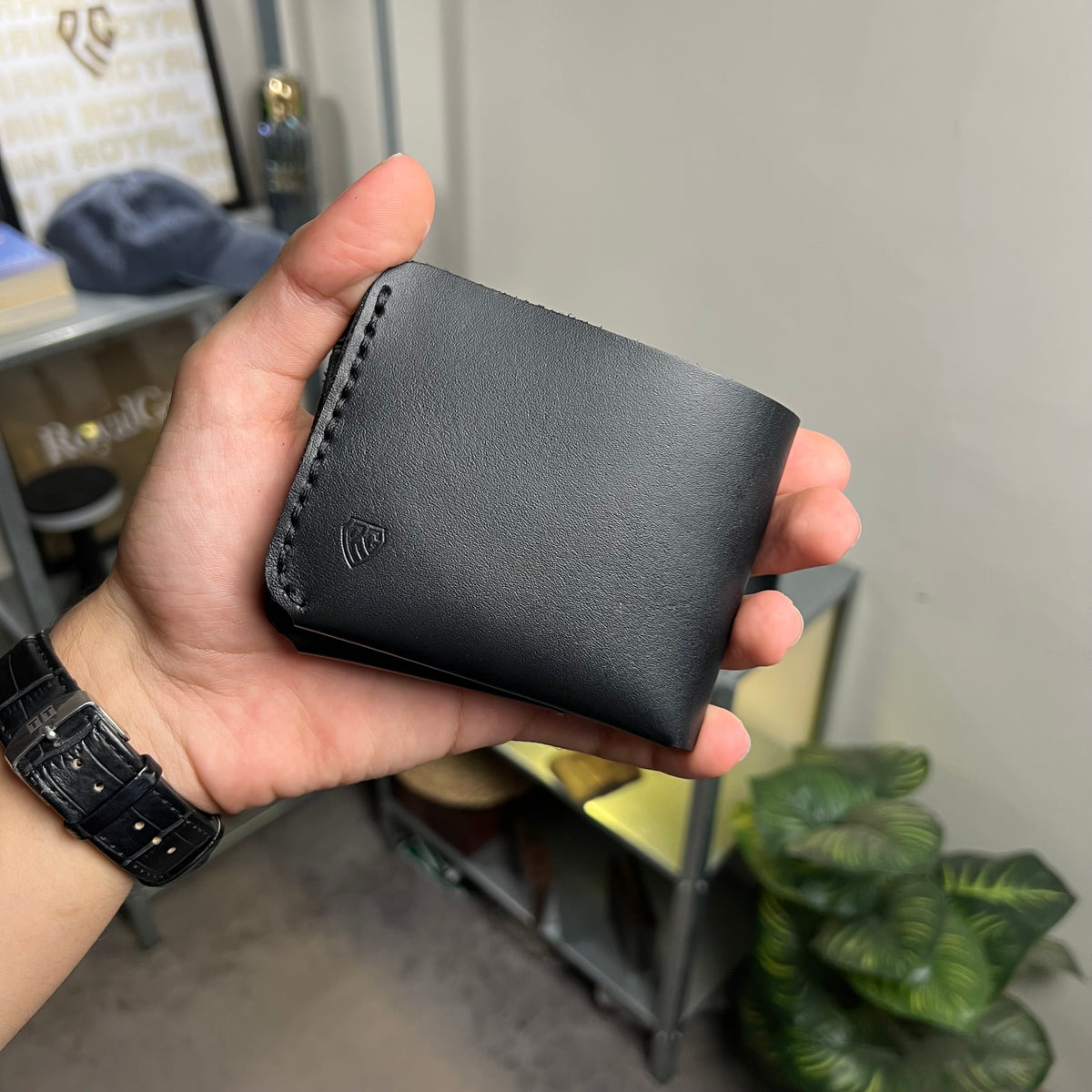 ClassicFold V2 | Premium Handcrafted Bifold Wallet