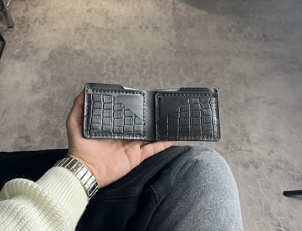 ClassicFold | Premium Classic Bifold Wallet