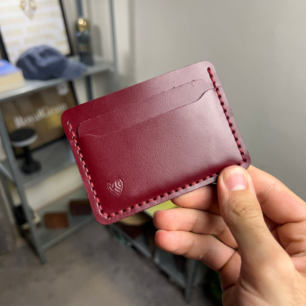 Essential Cardholder | Premium Cow Leather Cardholder