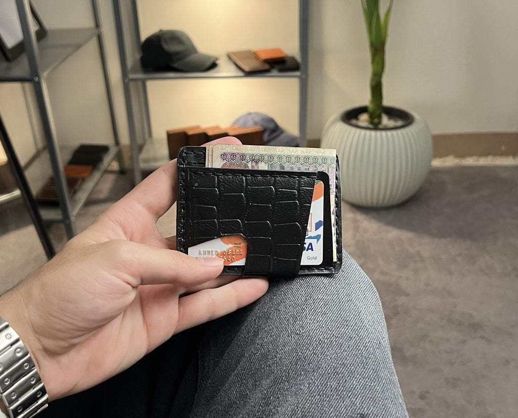 Hybrid Cardholder