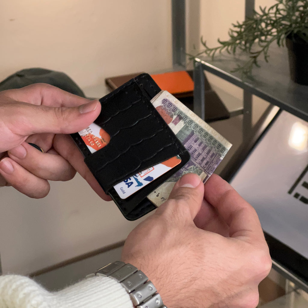 Hybrid Cardholder