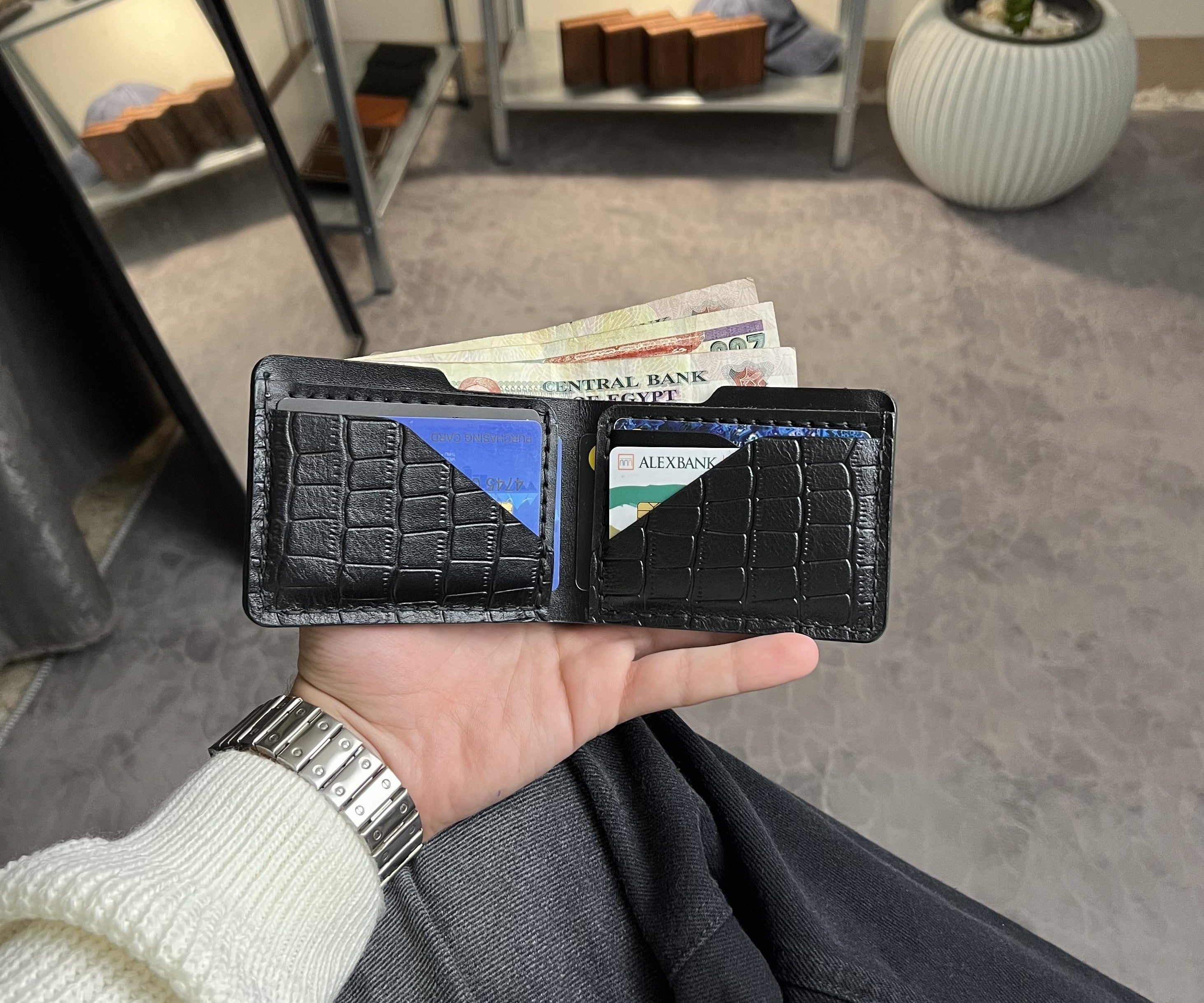 ClassicFold | Premium Classic Bifold Wallet