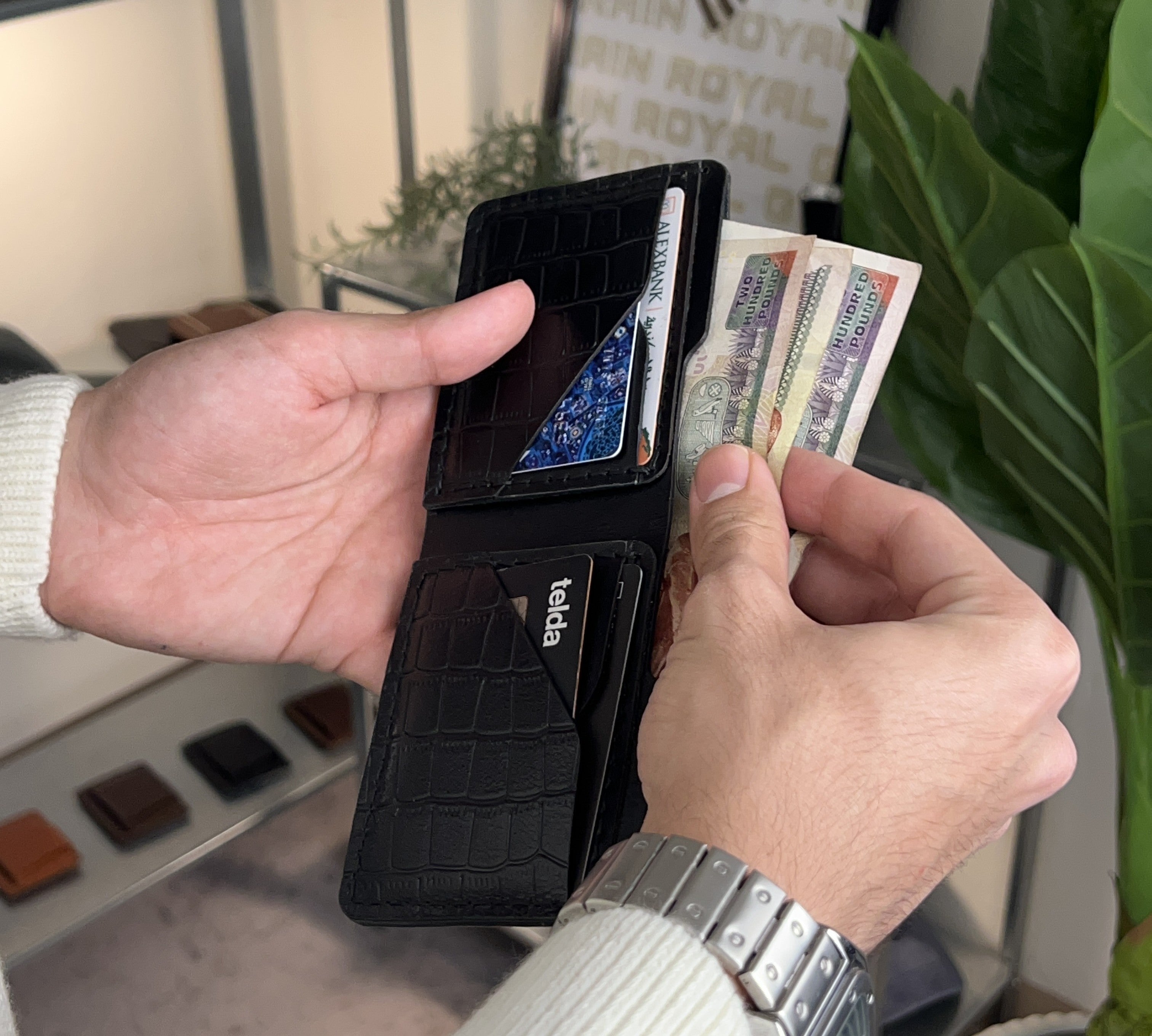 ClassicFold | Premium Classic Bifold Wallet