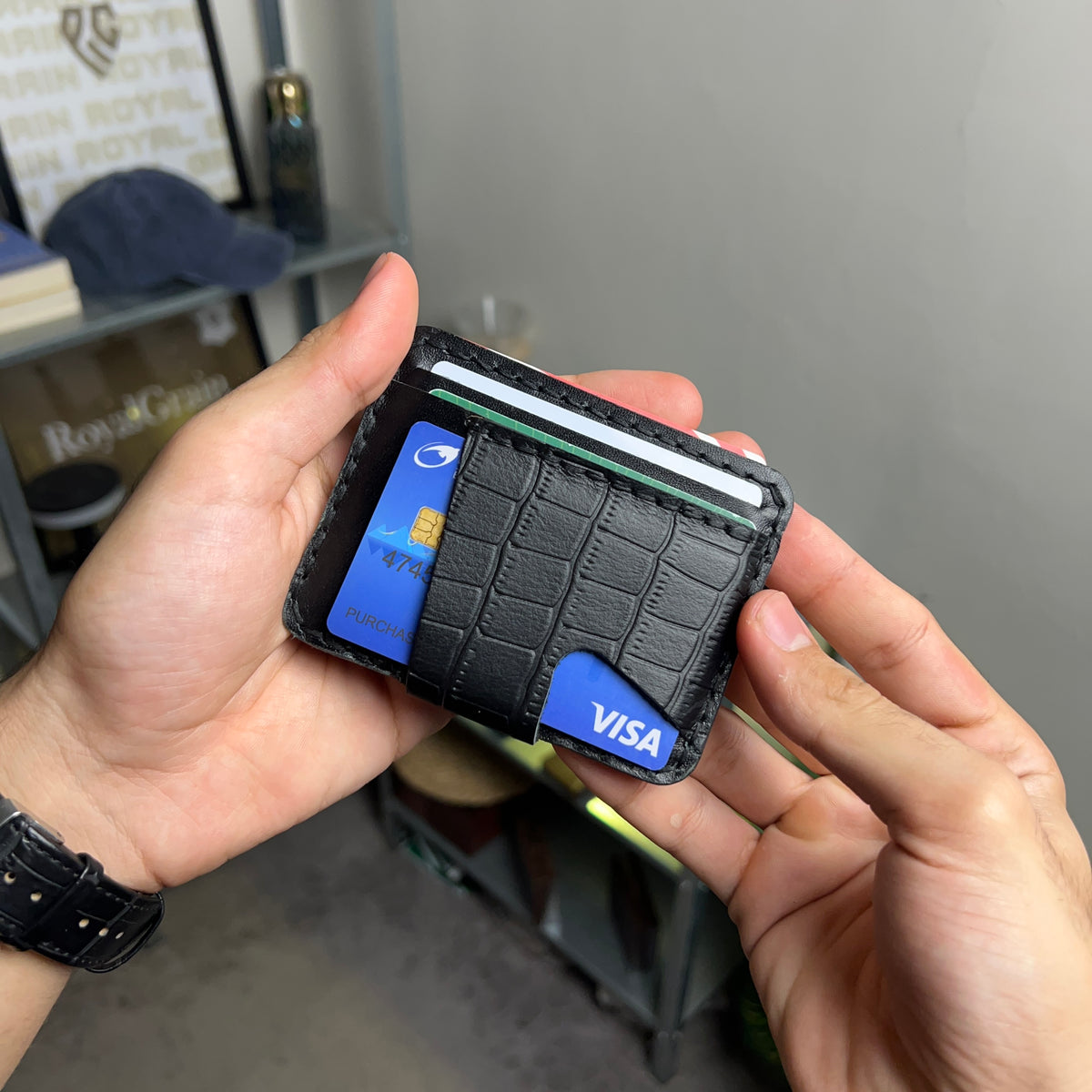 Hybrid Cardholder | Cash & Cards In A Cardholder